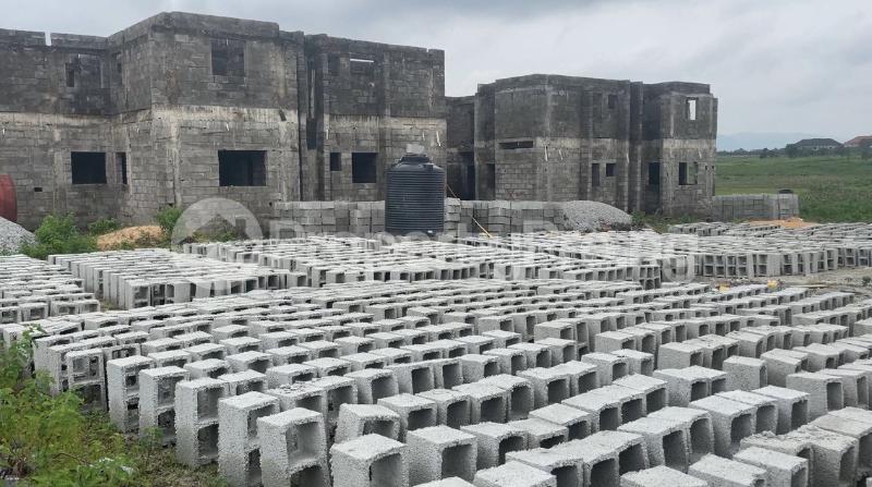 3 bedroom Flat / Apartment for sale ?? Location: Lifecamp Ext. After Karimo Market With Access Behind Brains & Harmers City. Life Camp Abuja