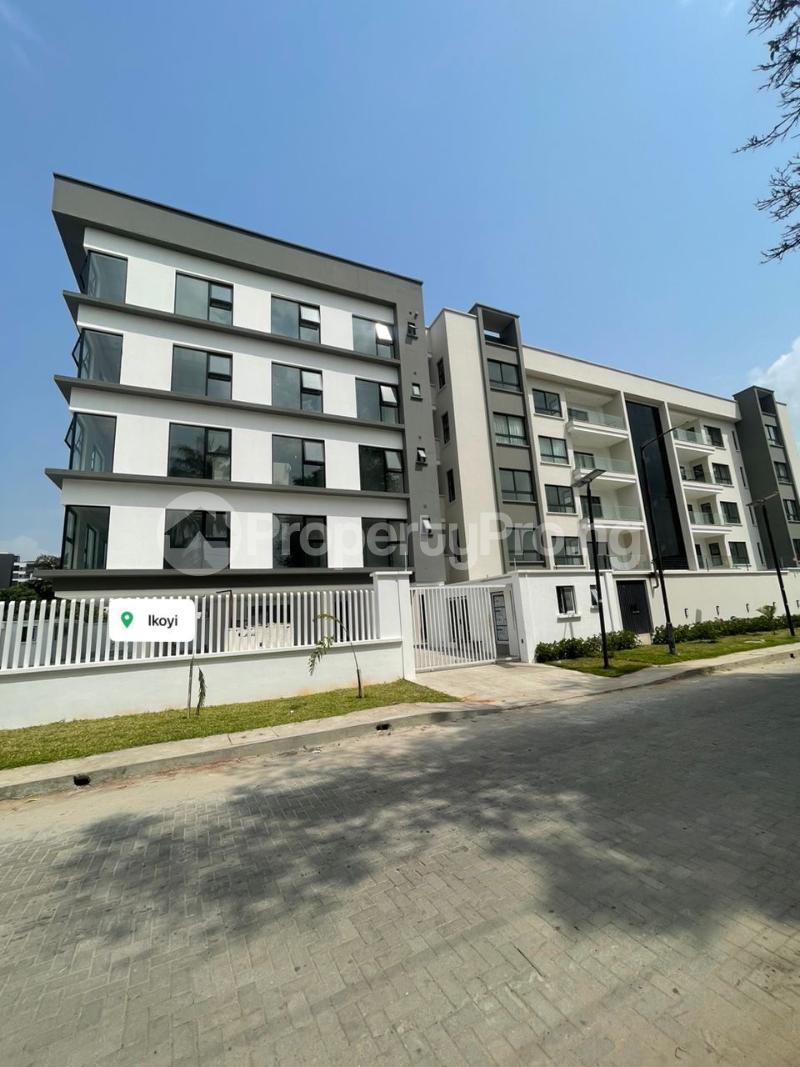 3 bedroom Flat / Apartment for sale Old Ikoyi Ikoyi Lagos
