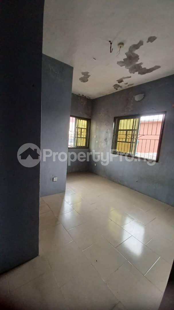 3 bedroom Flat / Apartment for rent Bariga Shomolu Lagos