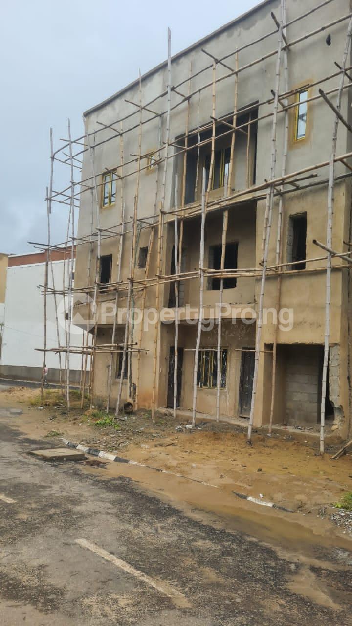 3 bedroom House for sale Dawaki Opposite Gwarinpa Gwarinpa Abuja