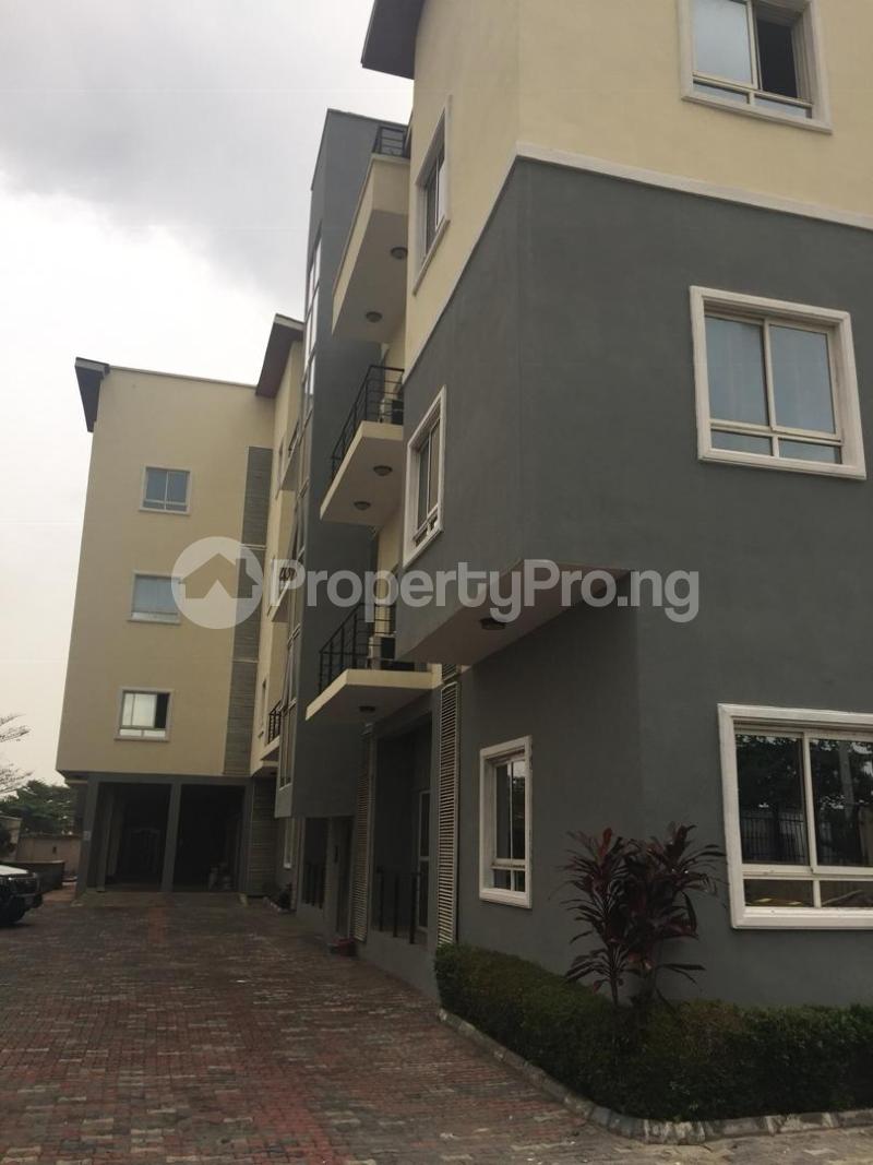 3 bedroom Flat / Apartment for sale ONIRU Victoria Island Lagos