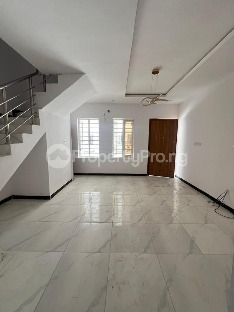 3 bedroom House for sale Corner Stone Court,metro Hommes Axis,ajah/lekki Lekki Scheme 2 Ajah Lagos