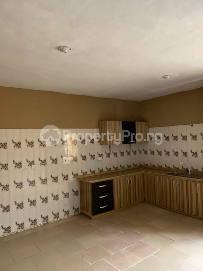 3 bedroom House for rent Omole phase 2 Ojodu Lagos