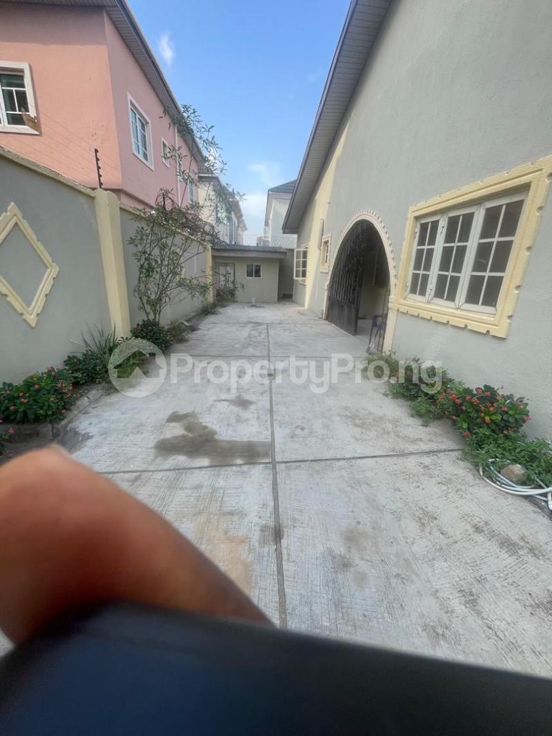 3 bedroom Flat / Apartment for rent Olowora Ojodu Lagos