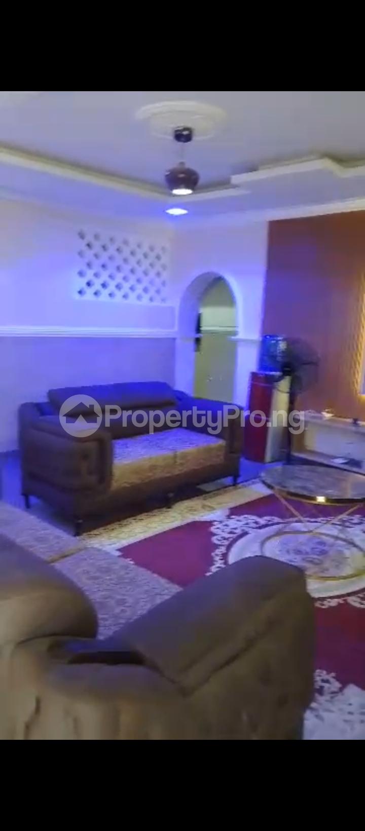 3 bedroom House for sale 1st Avenue Gwarinpa Abuja
