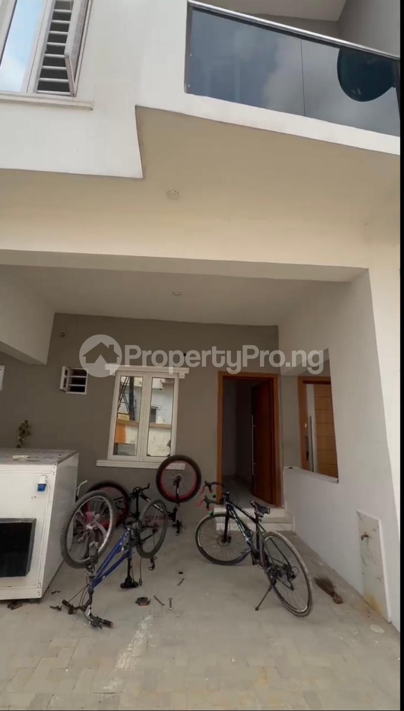 2 bedroom House for sale Ikota Lekki Lagos