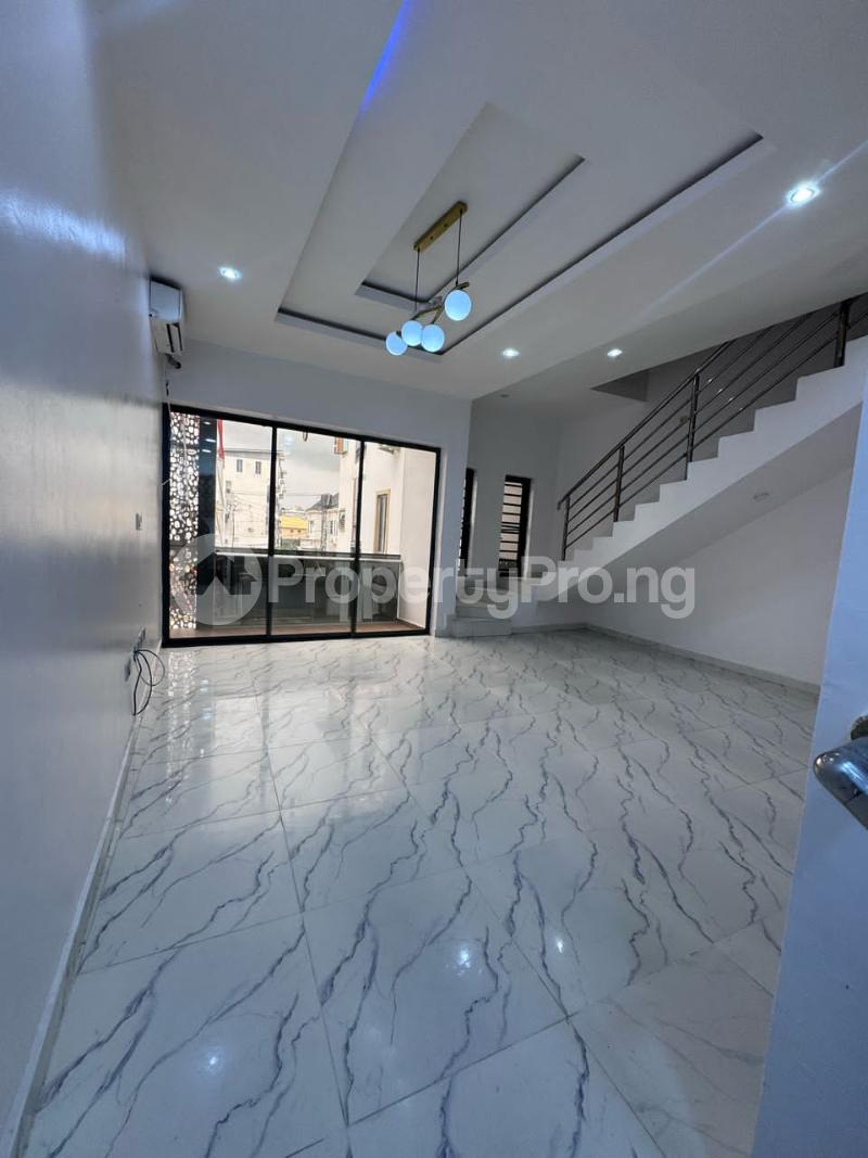 3 bedroom House for sale chevron Lekki Lagos