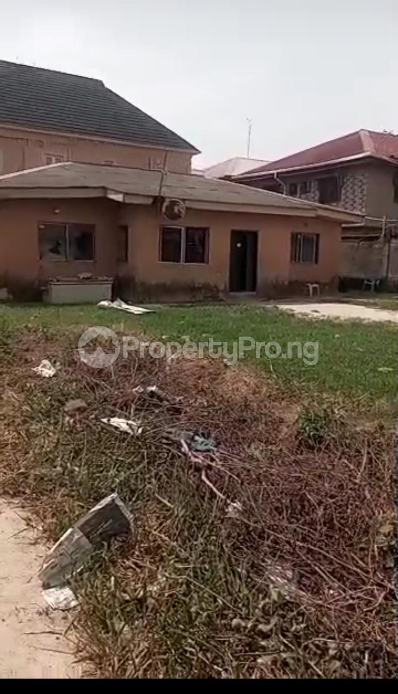 3 bedroom House for sale Glory Land Community road Okota Lagos
