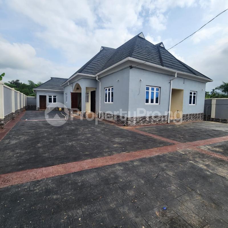 2 bedroom House for sale Lagbe, Akingbile Moniya Ibadan Oyo
