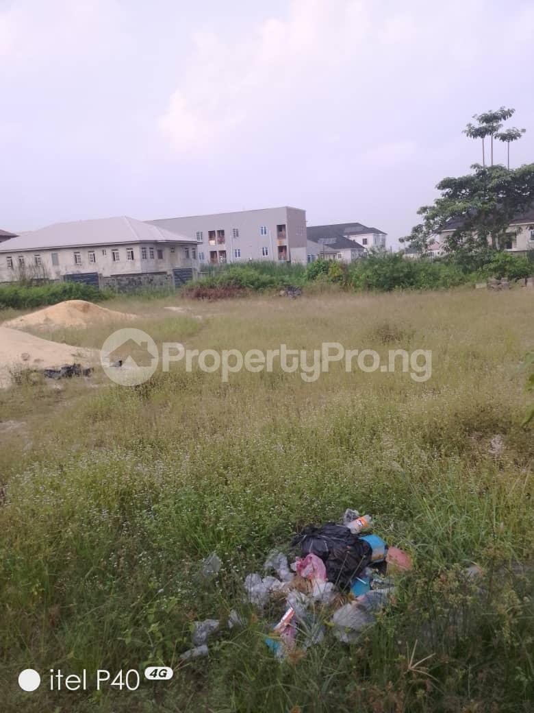 Land for sale Skymall Monastery road Sangotedo Lagos