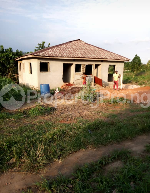 6 bedroom House for sale Oke Ore Ota-Idiroko road/Tomori Ado Odo/Ota Ogun