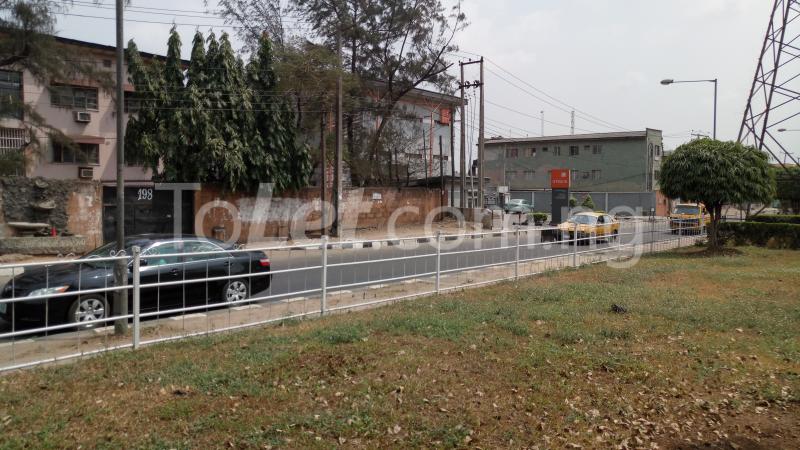 Flat / Apartment for sale Onipanu Anthony Village Maryland Lagos