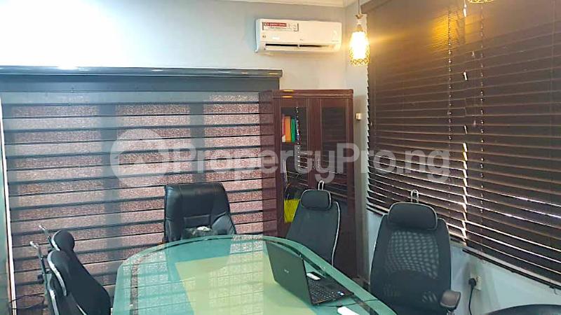 4 bedroom Co working space for rent 386 Muritala Mohammed Way, Yaba, Lagos Alagomeji Yaba Lagos - 1