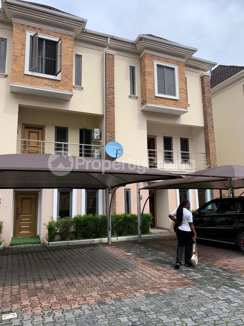 4 bedroom Flat / Apartment for rent chevron Lekki Lagos