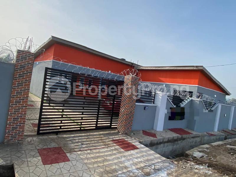 House for sale Ashipa Tiper Garage Off Akala Express Oluyole Extension Fajem Akala Express Ibadan Oyo
