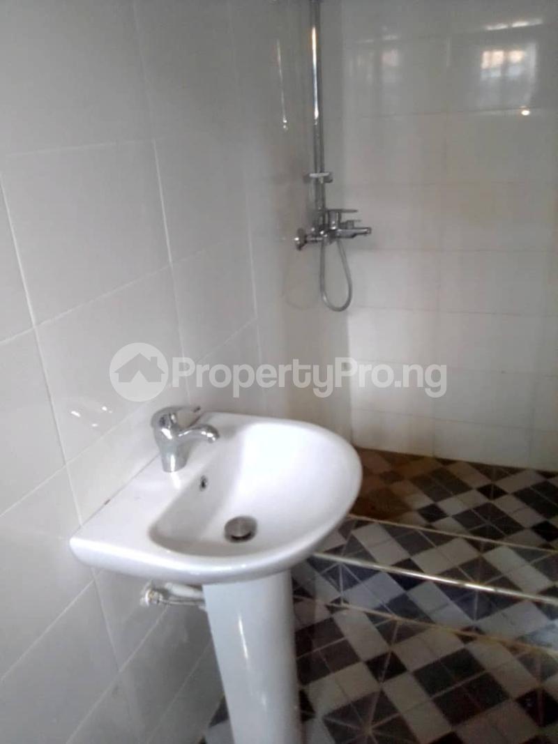 2 bedroom House for sale Akogi, Jankata Akala Express Ibadan Oyo