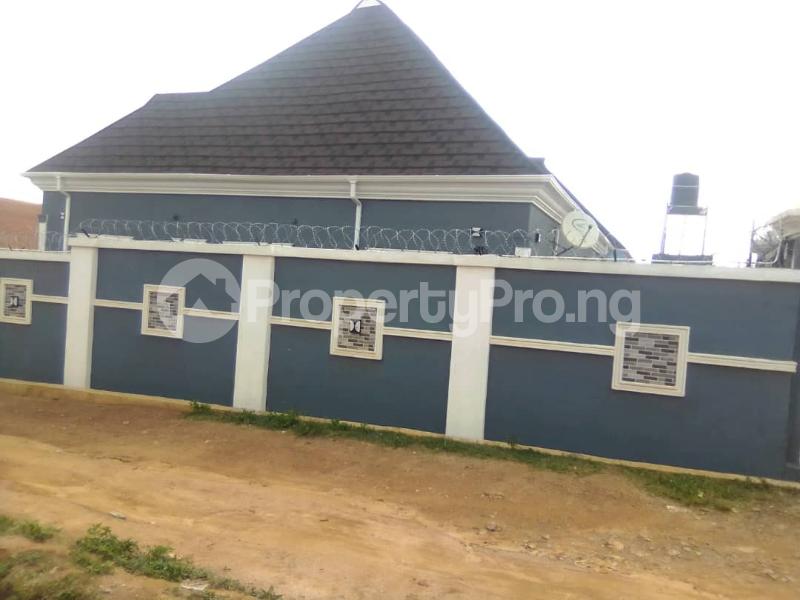 2 bedroom House for sale Akogi, Jankata Akala Express Ibadan Oyo