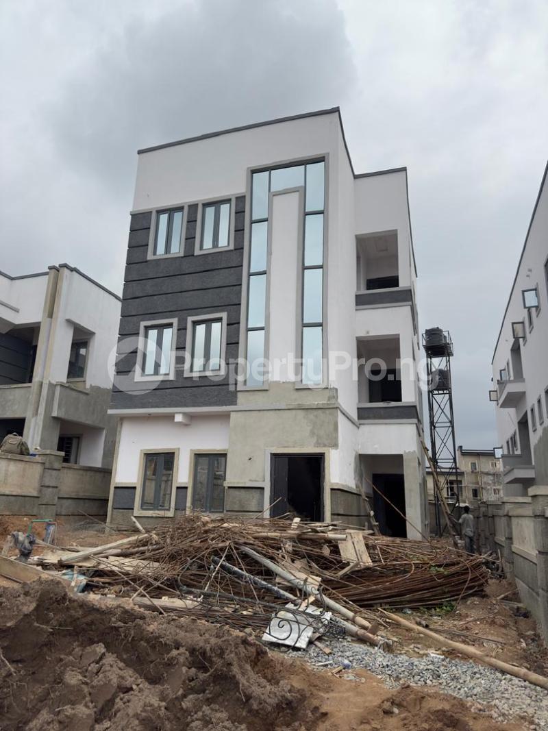 3 bedroom House for sale Kolapo Ishola Gra Akobo, Ibadan Oyo