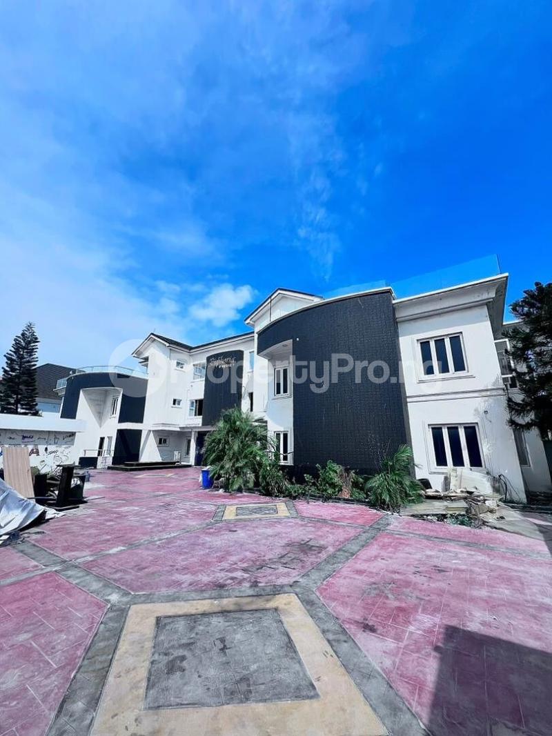 4 bedroom House for rent ONIRU Victoria Island Lagos