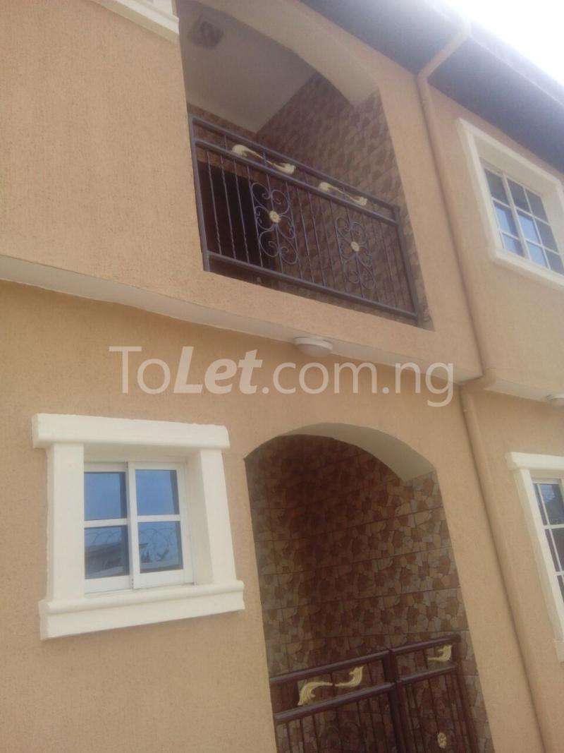 2 bedroom Flat / Apartment for rent Canoe Road, Off Kudirat Adenekan, Nnpc Road Oke-Afa Isolo Lagos