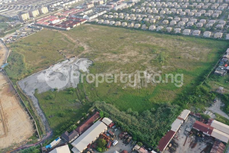 Land for sale chevron Lekki Lagos