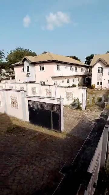 10 bedroom Commercial Property for sale Jericho Ibadan Oyo