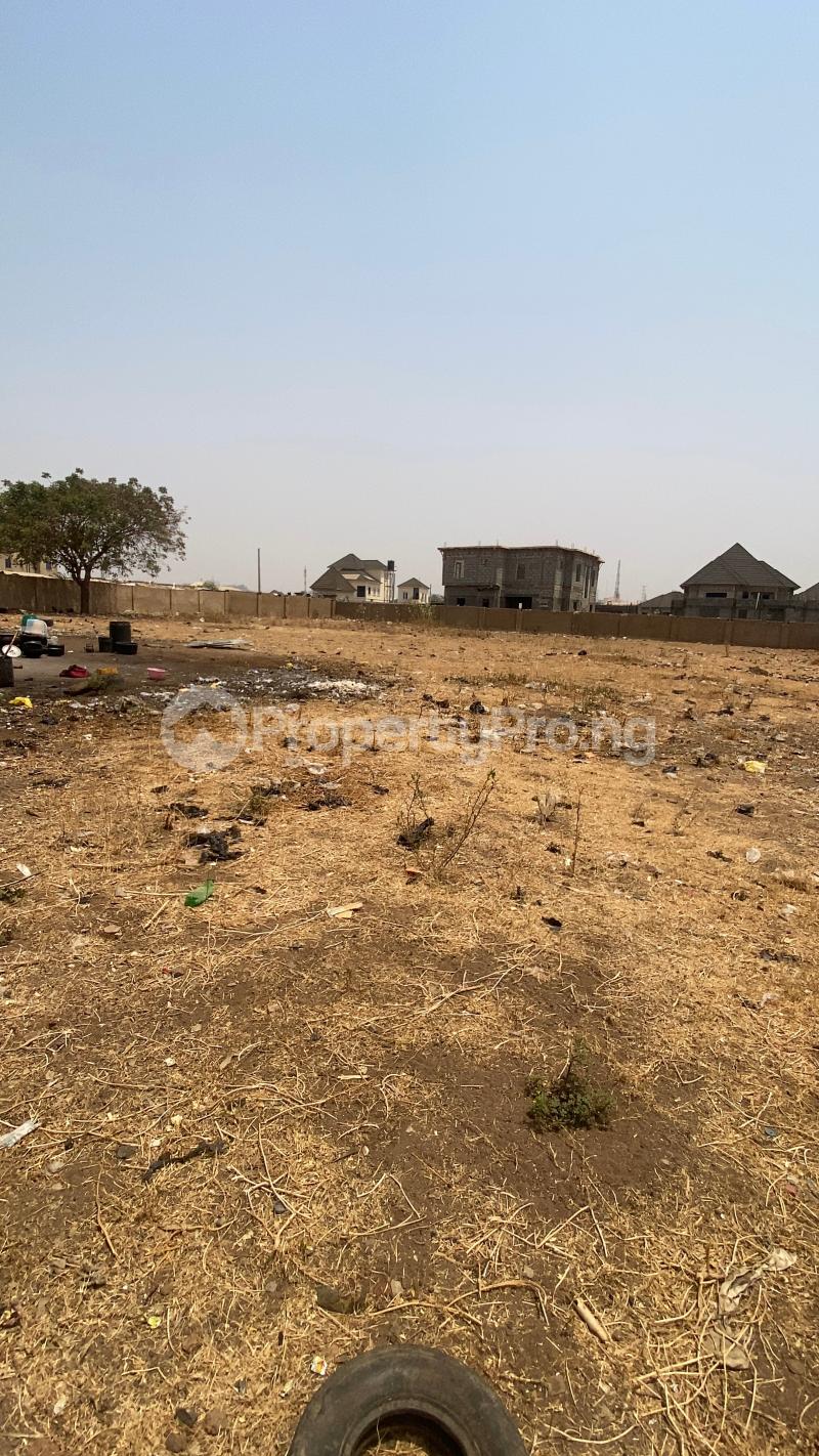 Land for sale Lugbe Close To Riverpark Lugbe Abuja