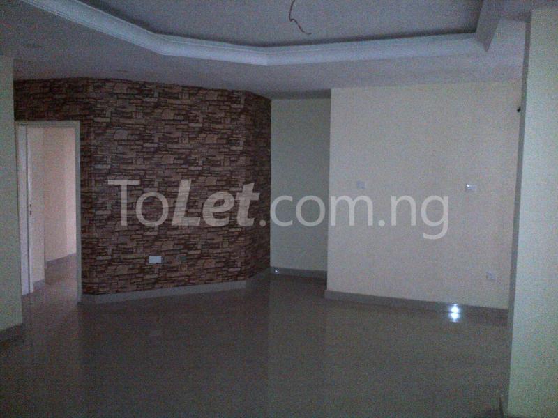 3 bedroom Flat / Apartment for rent Along Mende Maryland Ikeja Lagos