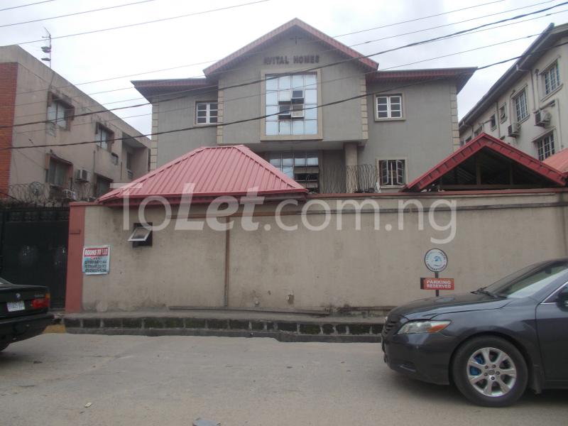 1 bedroom Flat / Apartment for rent Along Onike Iwaya Road Yaba Yaba Lagos - 0