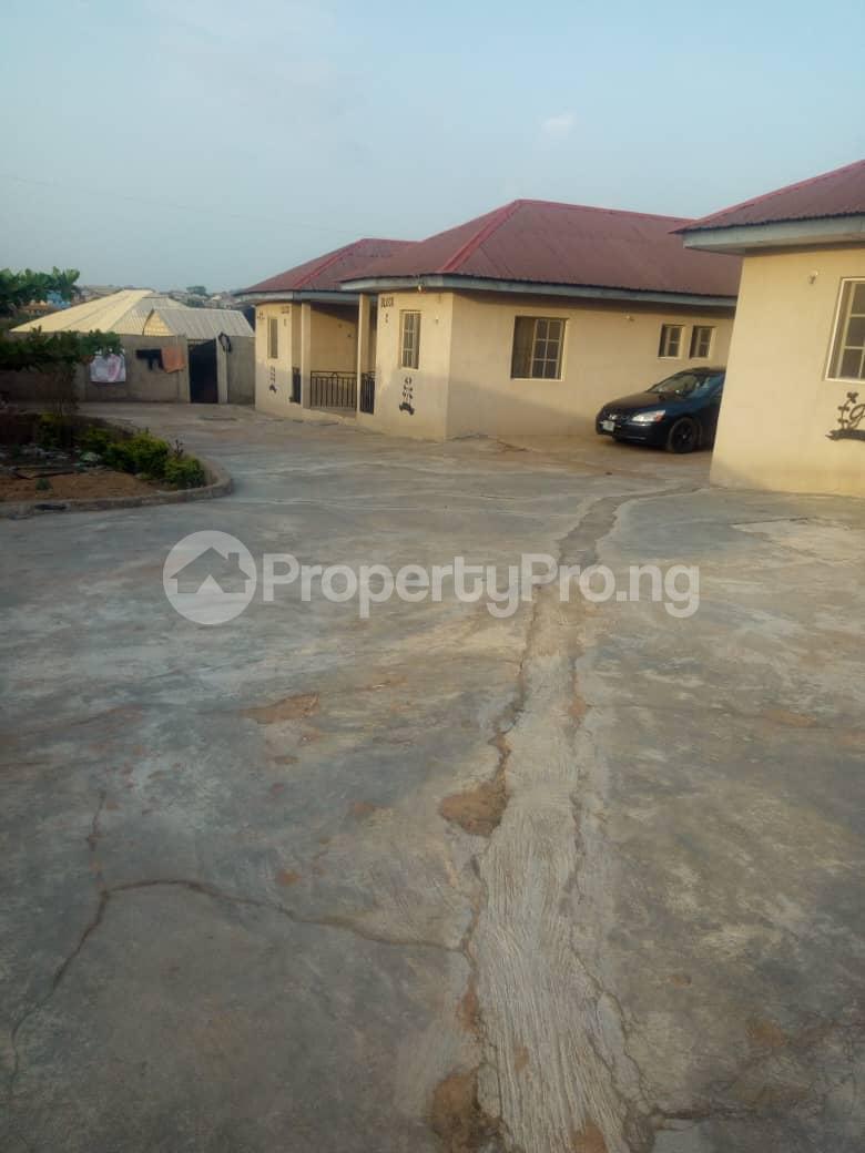 House for sale Atiba Local Government, Ayetoro Scheme. Near Emmanuel Alayande University. Atiba Oyo - 5