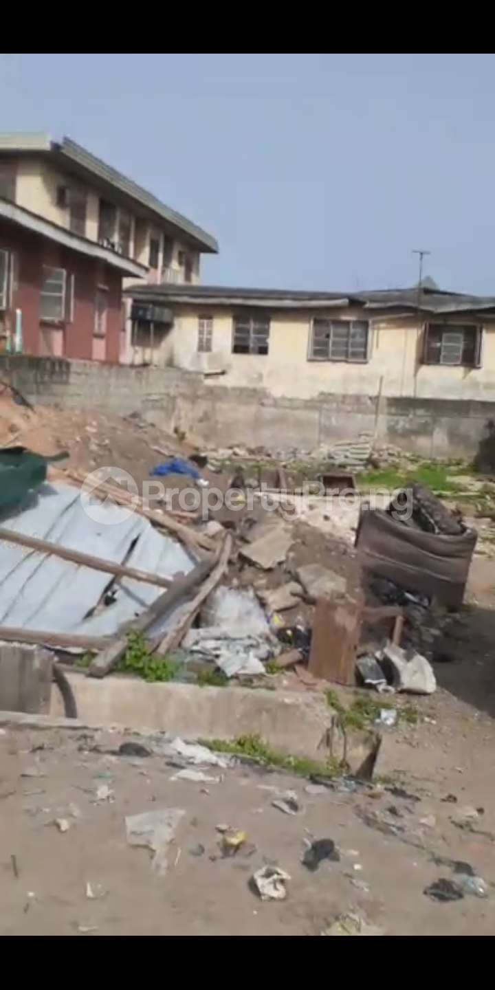 Land for sale At Ikale Street Off Agbebi Road Not Far From Ijesha Market, Ijesha Surulere Lagos - 0