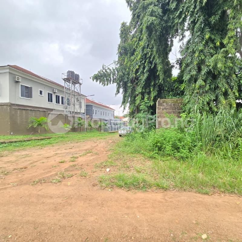 Land for sale Osanaiye Crescent, Agodi Gra, Ibadan, Oyo State. Agodi Ibadan Oyo