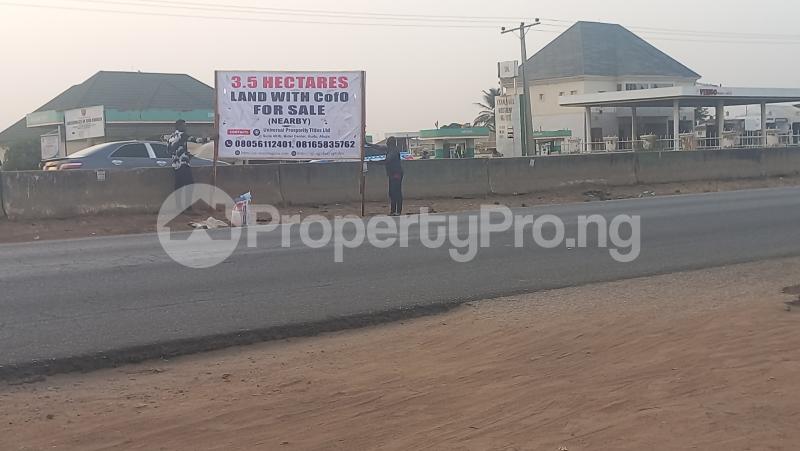 Land for sale Masaka, Along Abuja Keffi Expressway Karu Nassarawa