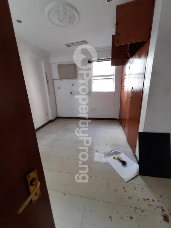 1 bedroom Commercial Property for rent Ahmed Onibudo Adeola Hopewell Victoria Island Lagos