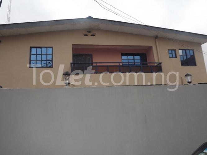 3 bedroom Flat / Apartment for rent Seriki Aro Avenue Off Ajao Road Ikeja Ikeja Lagos - 0