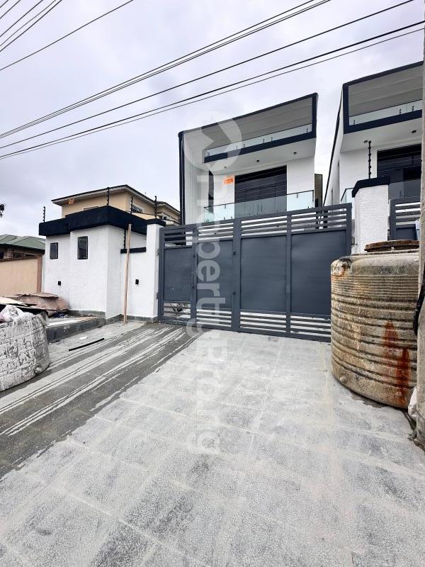 5 bedroom House for sale Main Ikota Villa Ikota Lekki Lagos