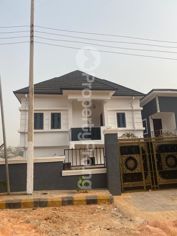 4 bedroom House for rent Thinker’s Corner, Enugu Enugu