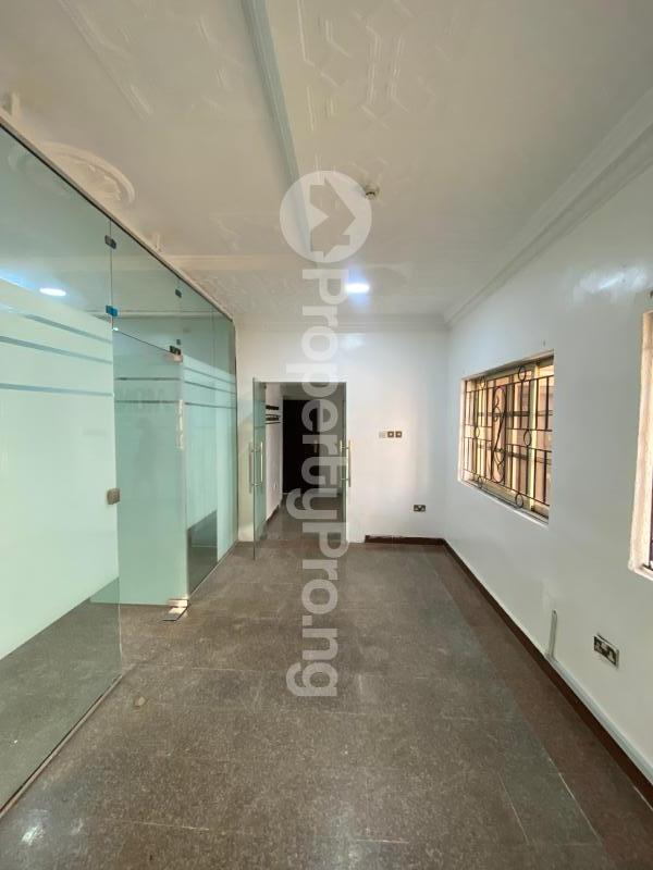 Flat / Apartment for rent Lekki Phase 1 Lekki Lagos