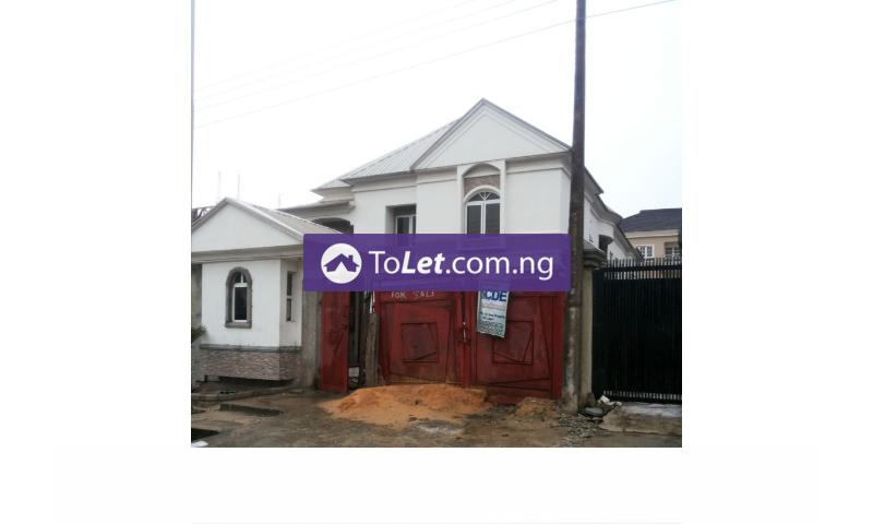 3 bedroom Flat / Apartment for rent Medina Estate Gbagada Gbagada Lagos