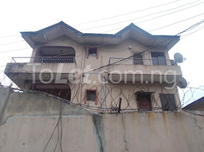 3 bedroom Flat / Apartment for rent No 76 Agboyi Road, Ketu Kosofe/Ikosi Lagos