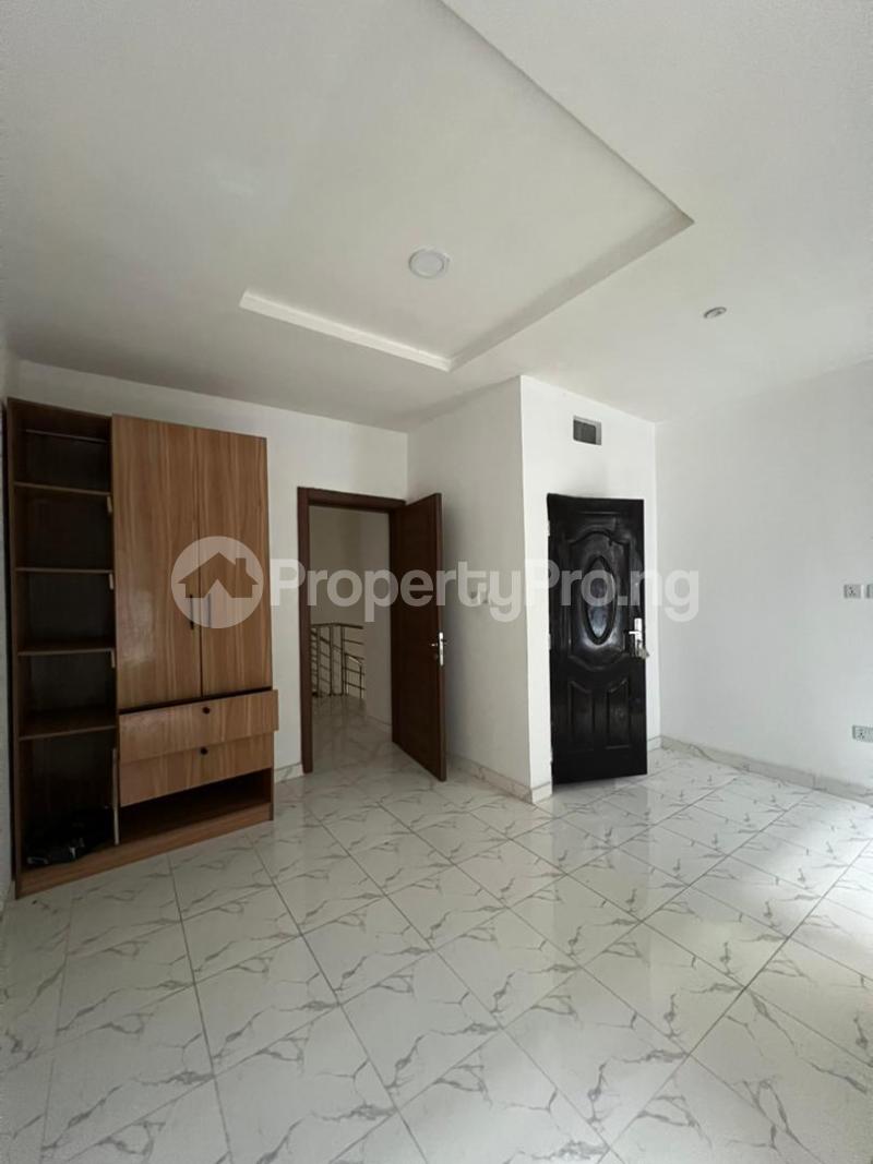 3 bedroom House for rent Ikota Lekki Lagos