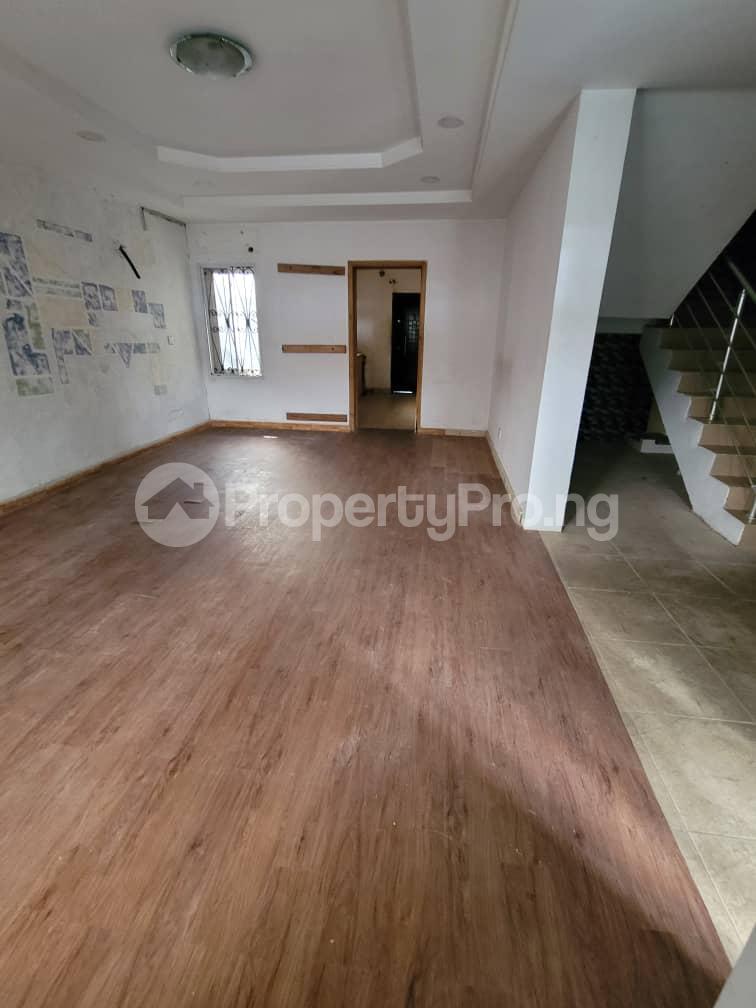 3 bedroom House for rent Ologolo Lekki Lagos