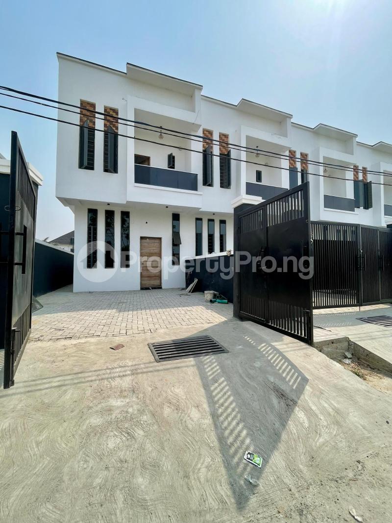 3 bedroom House for sale Off Lekki-Epe Expressway Ajah Lagos - 0