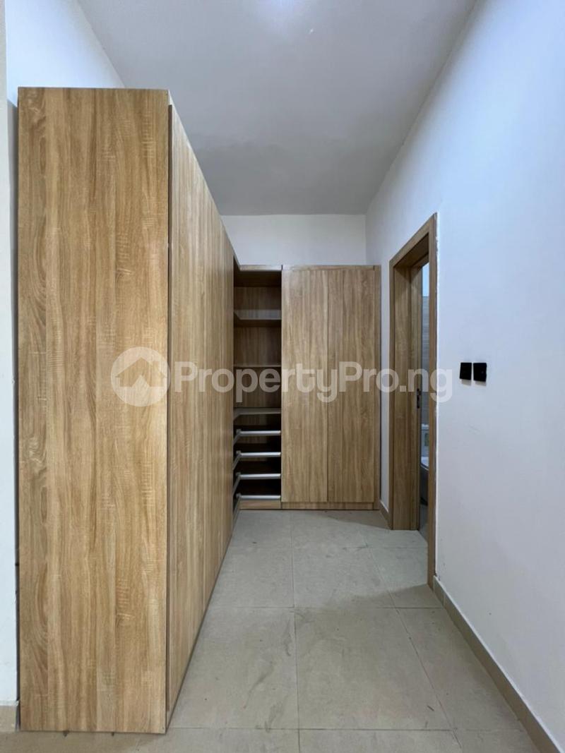 3 bedroom House for rent Mobil Road Ajah Lagos