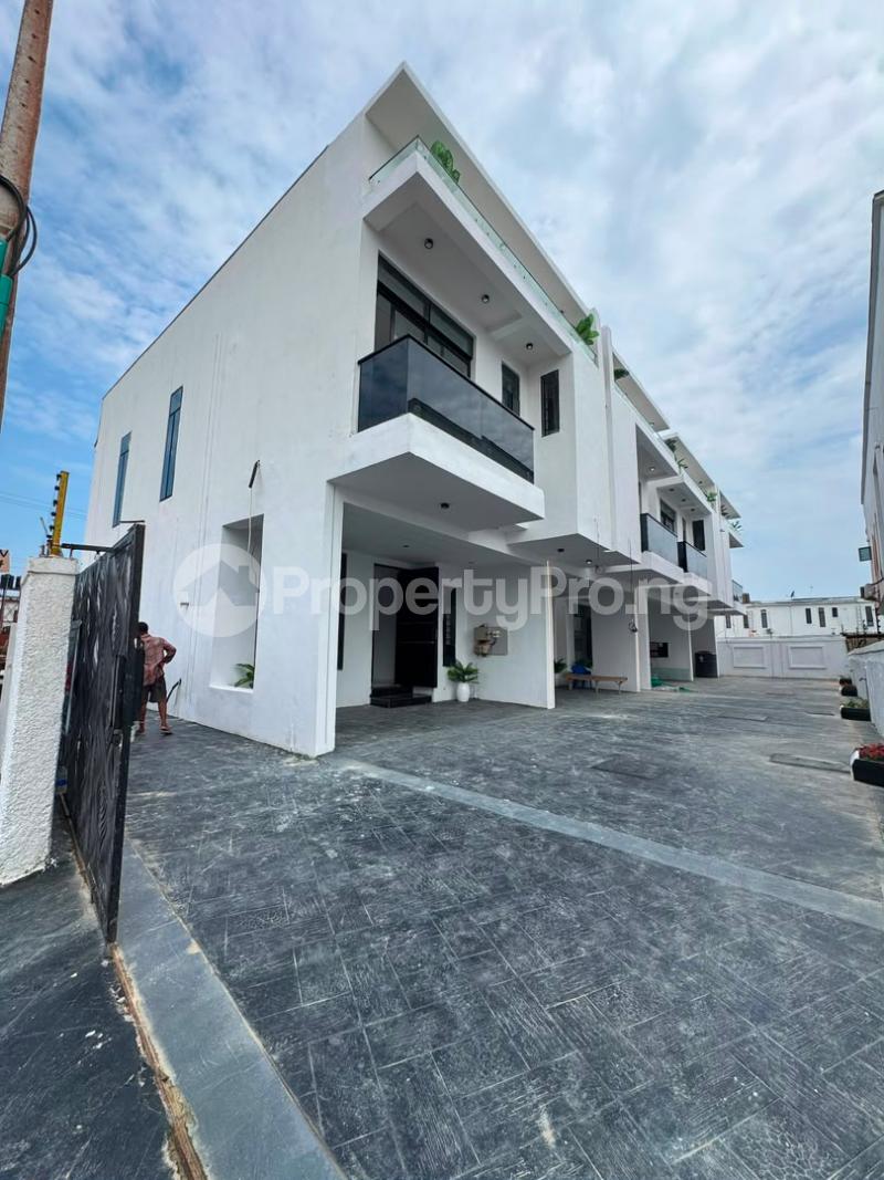 3 bedroom House for sale Ikota Lekki Lagos