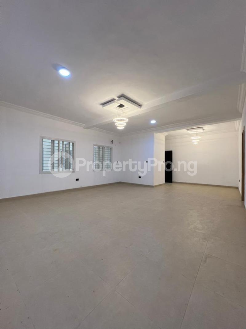 3 bedroom House for rent Mobil Road Ajah Lagos