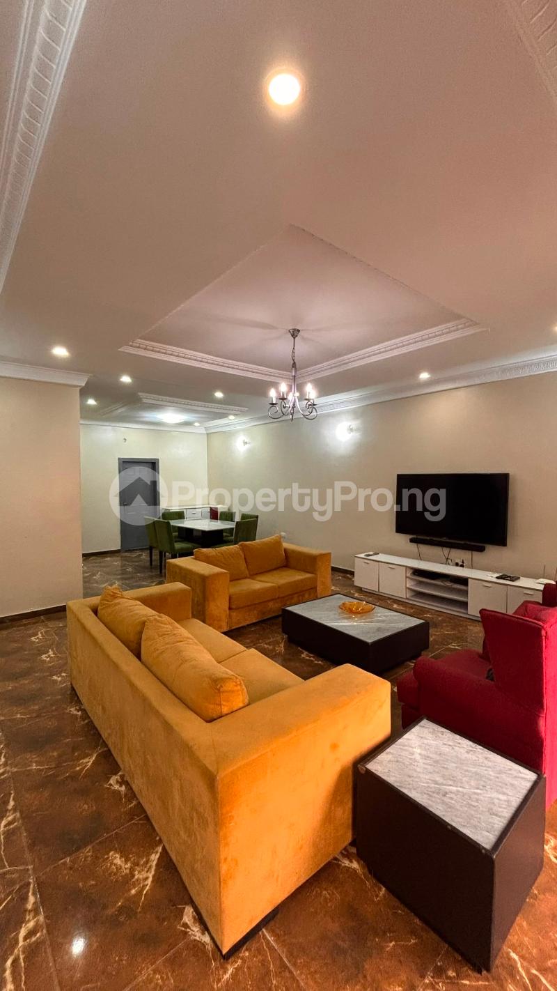 3 bedroom House for rent ONIRU Victoria Island Lagos