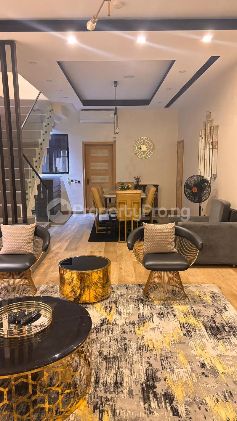 3 bedroom House for rent Victoria Island Lagos