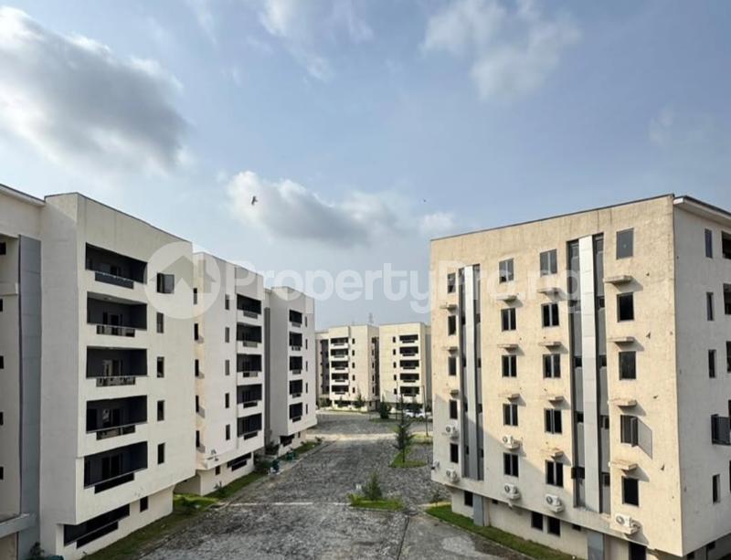 3 bedroom Flat / Apartment for sale Surulere Lagos