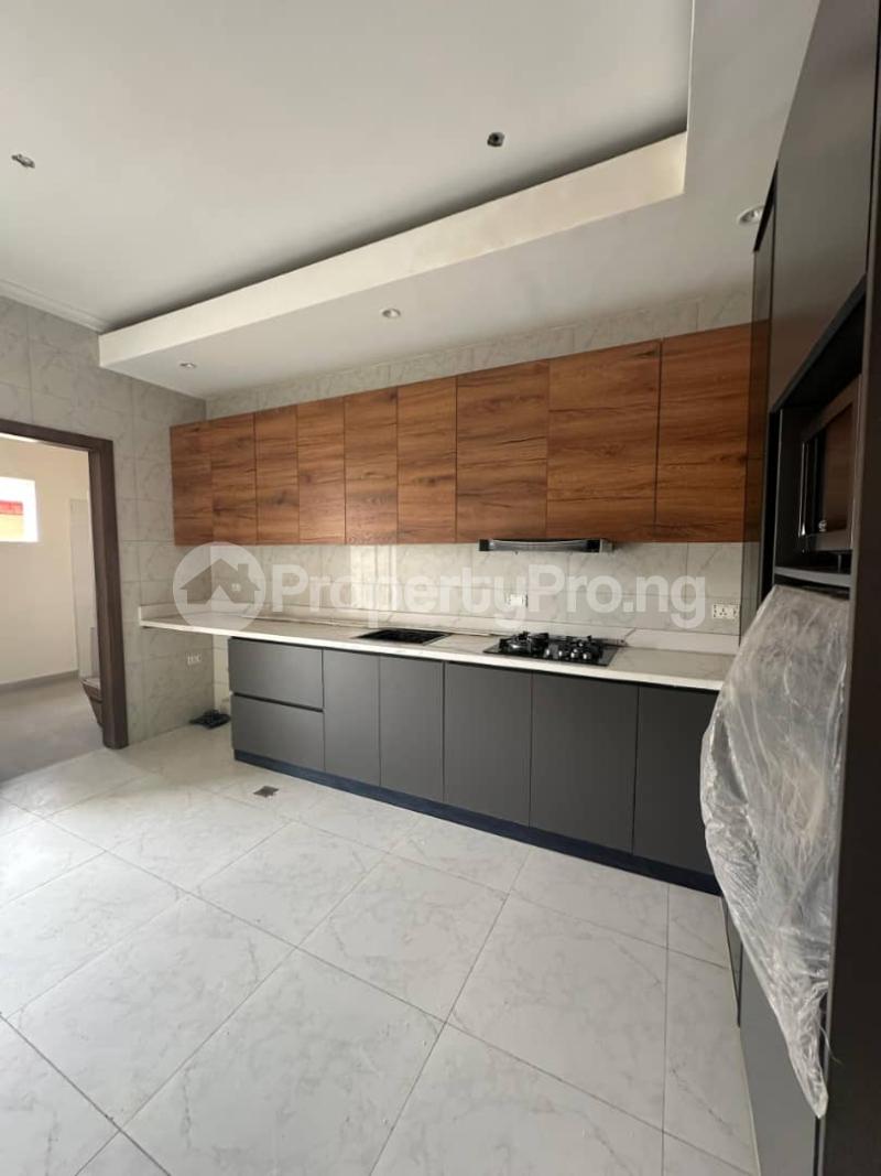 3 bedroom Flat / Apartment for sale  Akin Olugbade Victoria Island Lagos